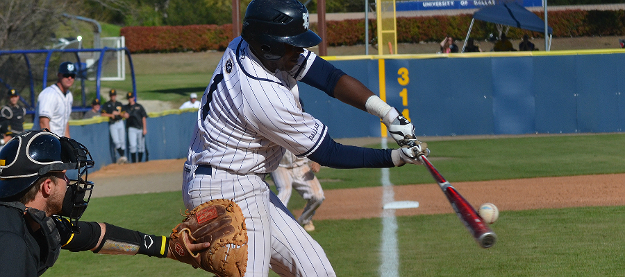 Offense in Game 2 gives Baseball a split; Austin College walks-off in low-scoring Opener