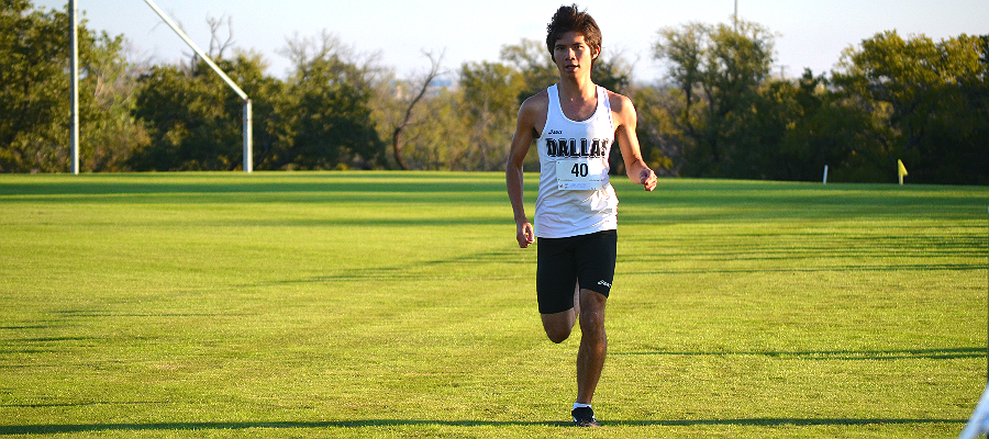 Men's Cross Country runs to 'Third Place' in @UofDallas Invite