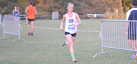 Jones paces Women's Cross Country to First, claims 'Top Spot' in University of Ozarks Invite