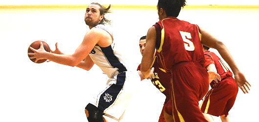 Davidson's game-high 19 points lift Men's Basketball over Austin College, 59-53