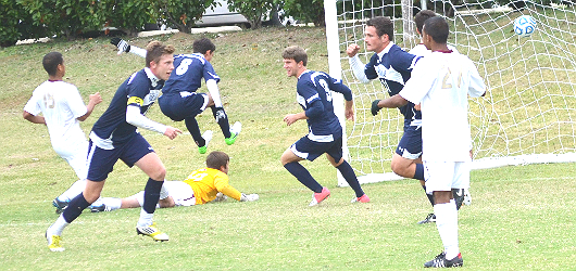 Men's Soccer achieves 2-1 victory over Austin College, as Wise's two scores help tackle 'Roos