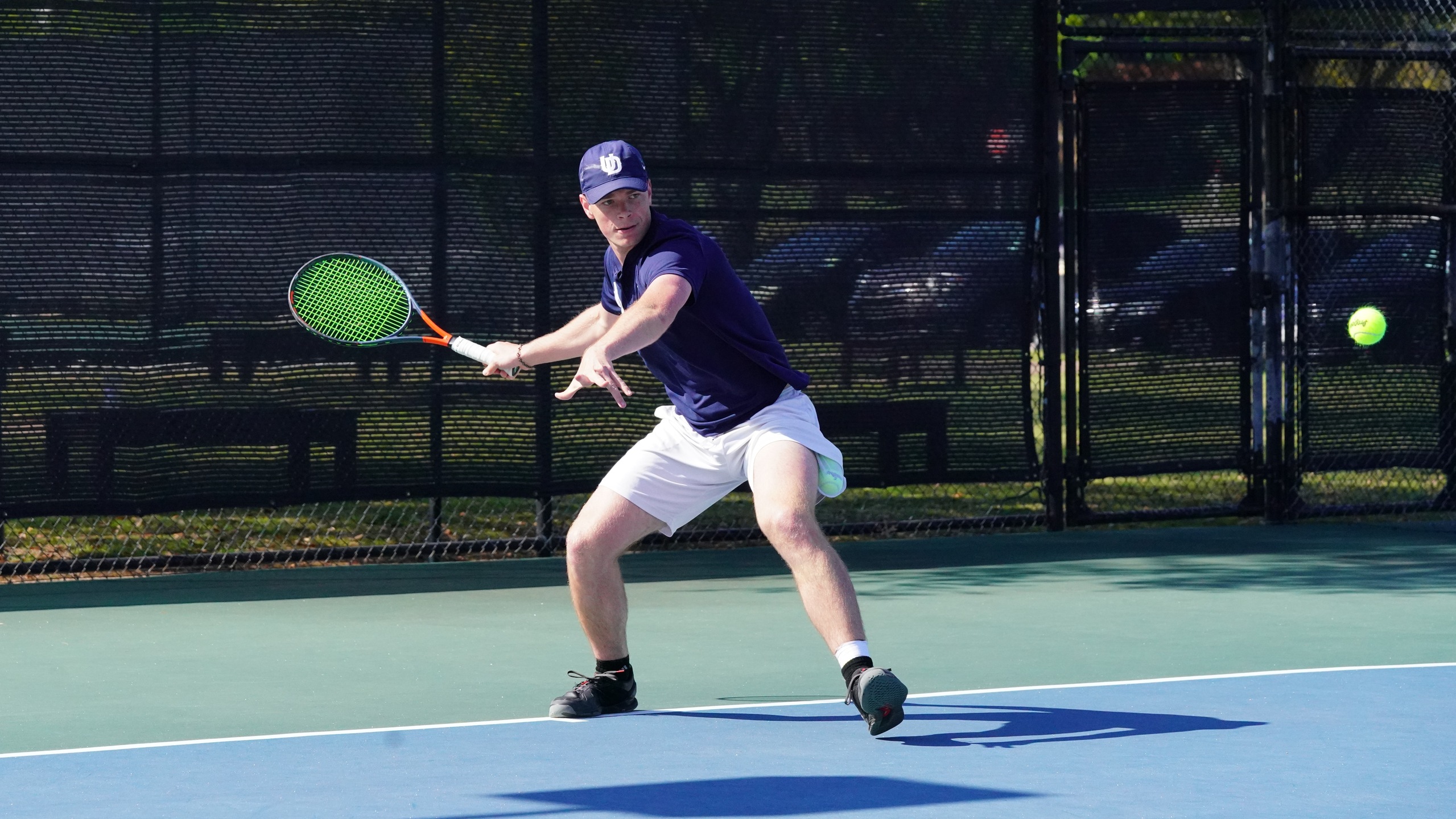 Men's Tennis Defeated by Schreiner