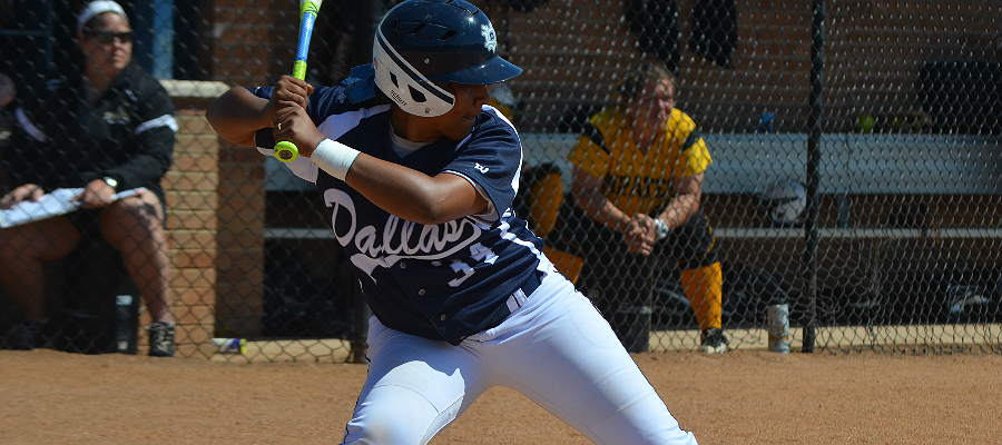 Softball rattles Six-Runs in 3rd to erase early Gap; Win over Schreiner