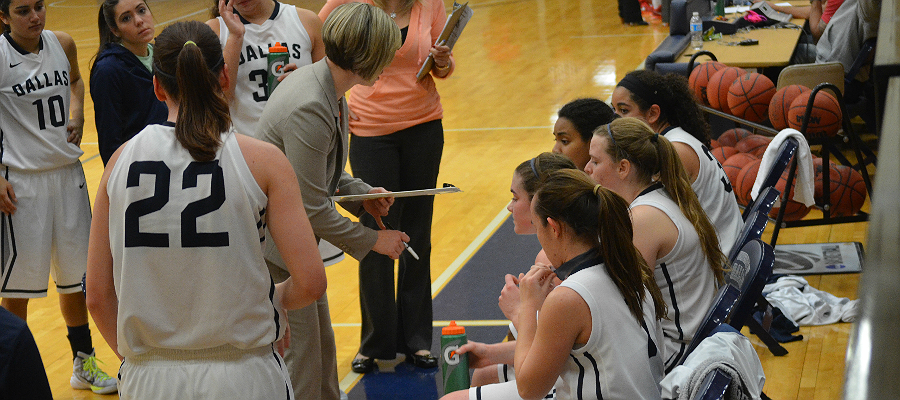 Women's Basketball Head Coach Johansen accepts new position at Hastings College