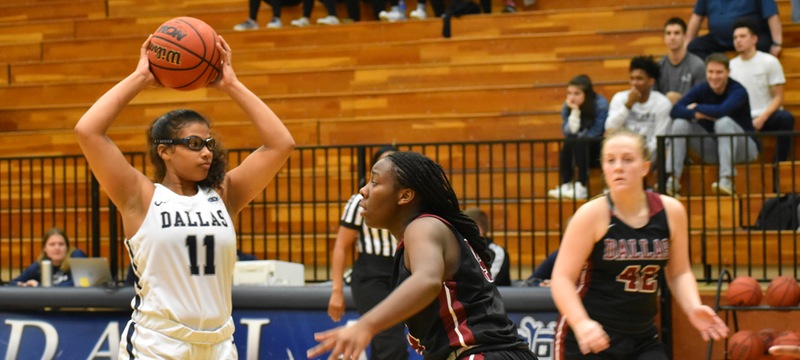 Crusaders competed in back-and-forth game until big 4th quarter lifted Centenary on Tuesday.