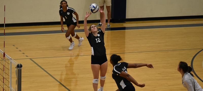 Smith set 36 assists to help the Crusaders amass 50 kills on Saturday.
