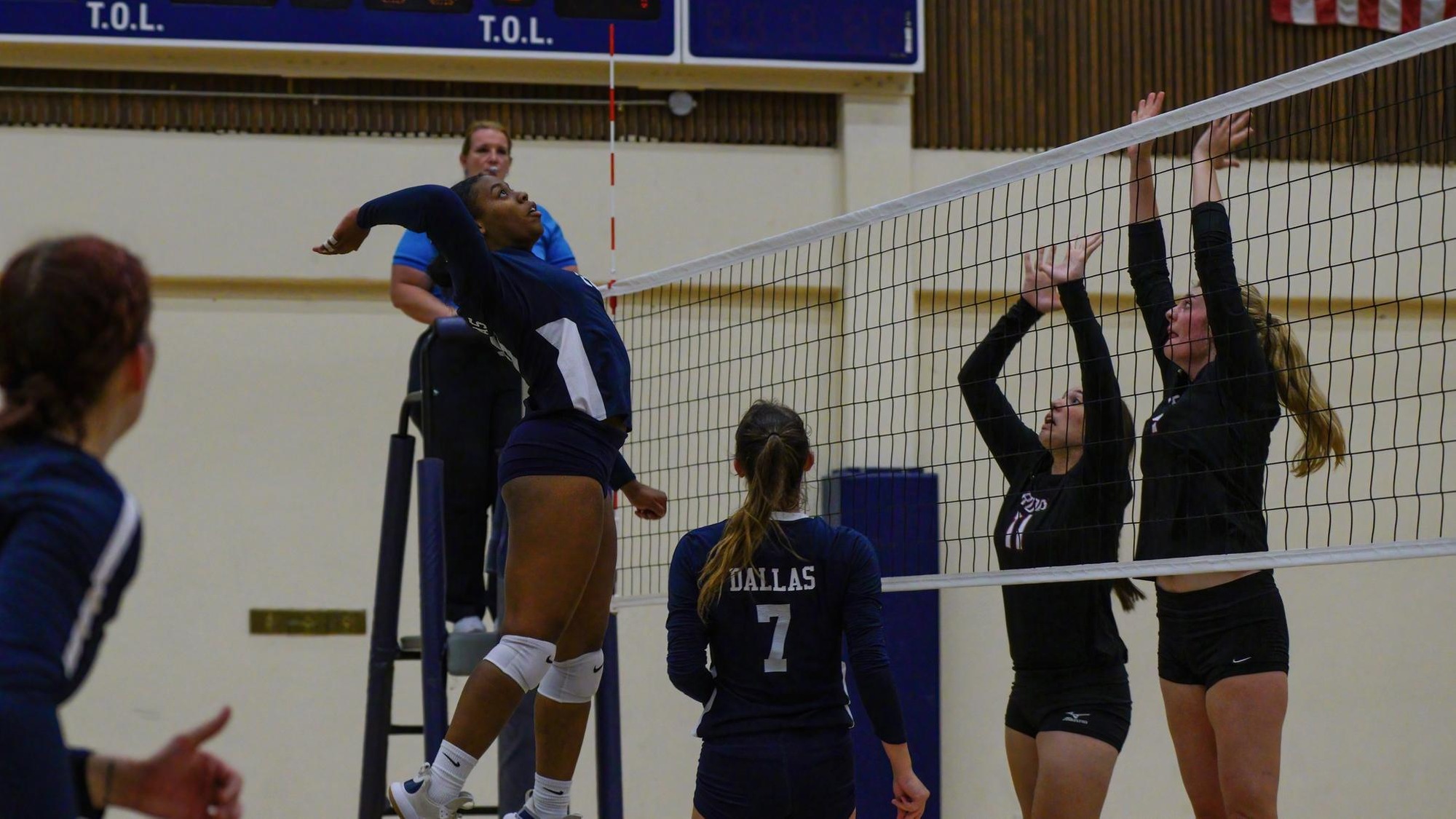 Crusaders Split on Day One of SCAC Divisional Volleyball Tournament